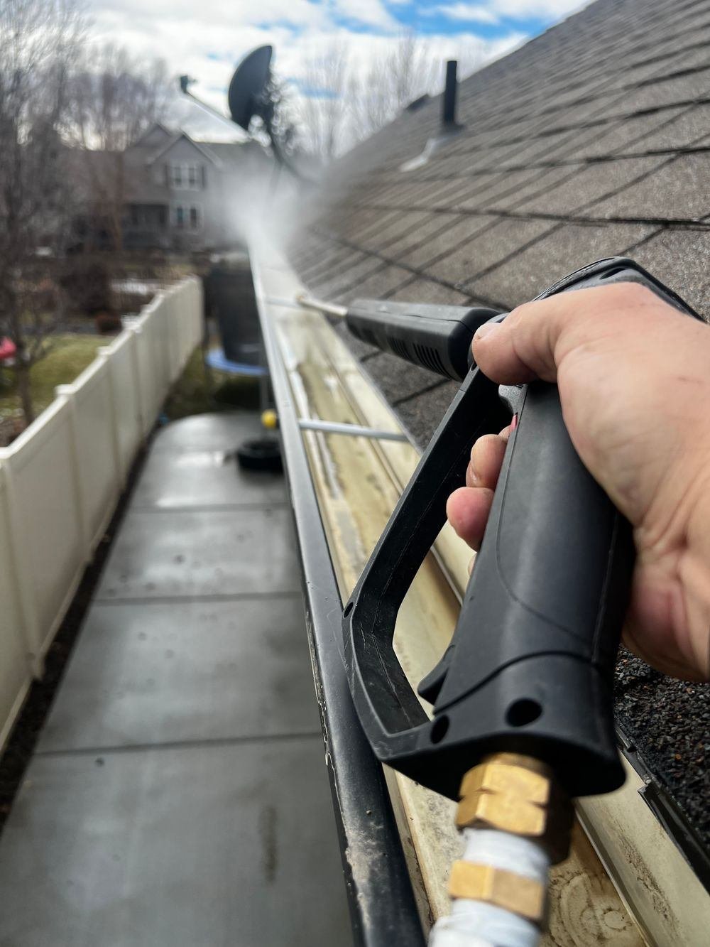 Gutter Cleaning service in Dublin